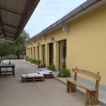 סומה לומברדו Azienda Agrituristica Scotti מראה חיצוני תמונה