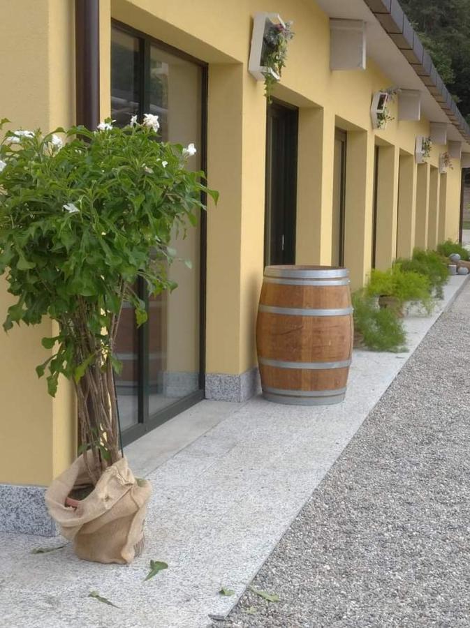 סומה לומברדו Azienda Agrituristica Scotti מראה חיצוני תמונה