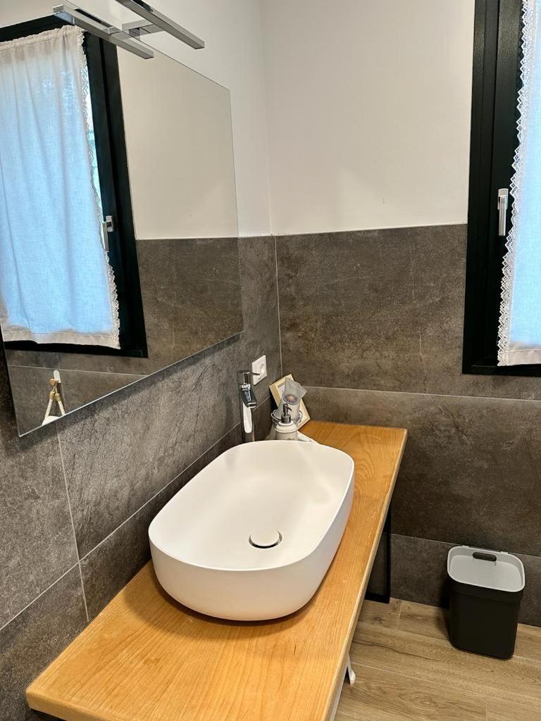 סומה לומברדו Azienda Agrituristica Scotti מראה חיצוני תמונה