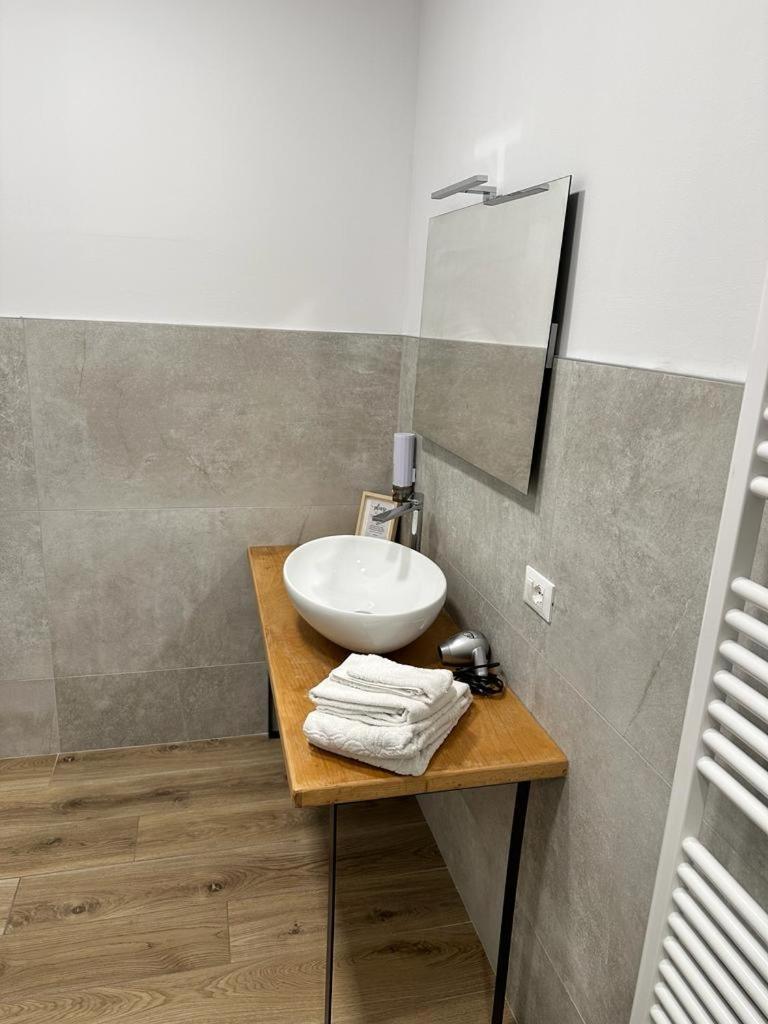 סומה לומברדו Azienda Agrituristica Scotti מראה חיצוני תמונה